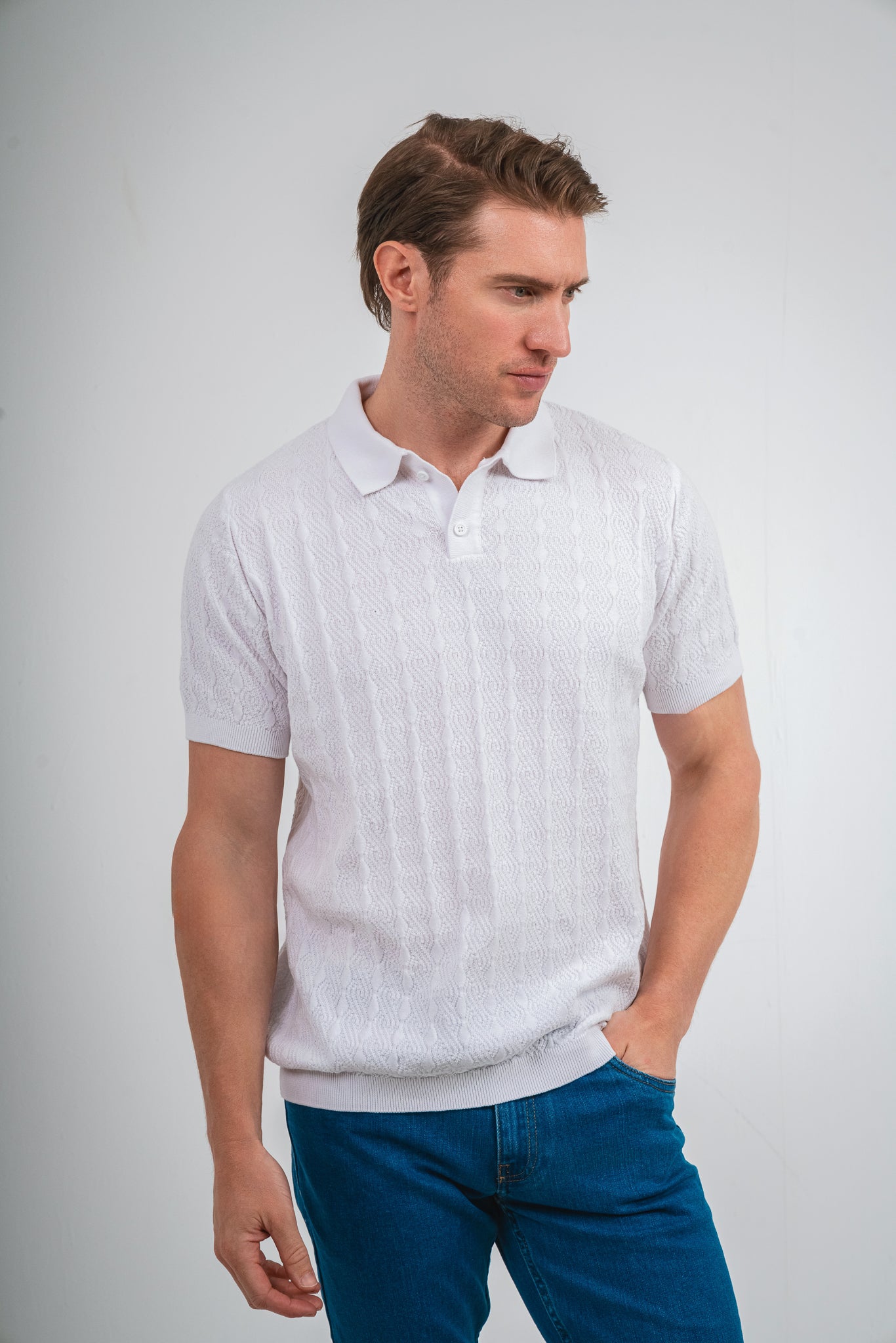 Embroidery Knit polo Shirt - White