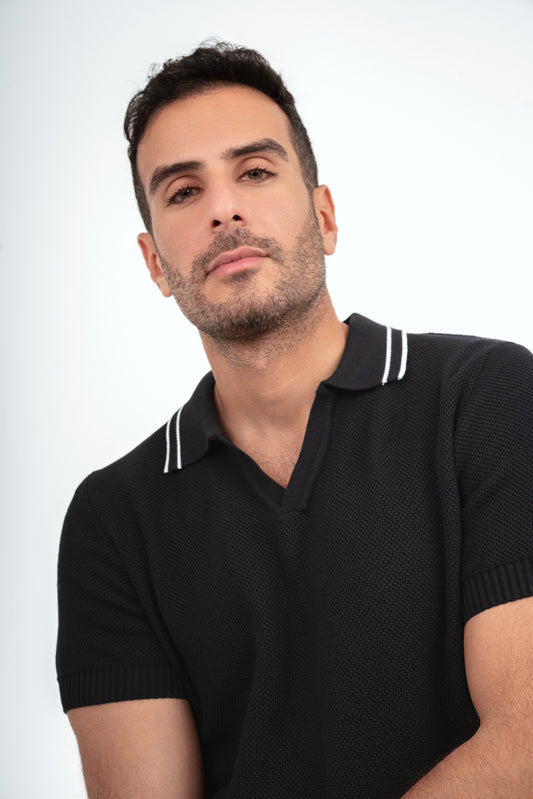 Contrasted Collar Knit Polo Shirt - Black