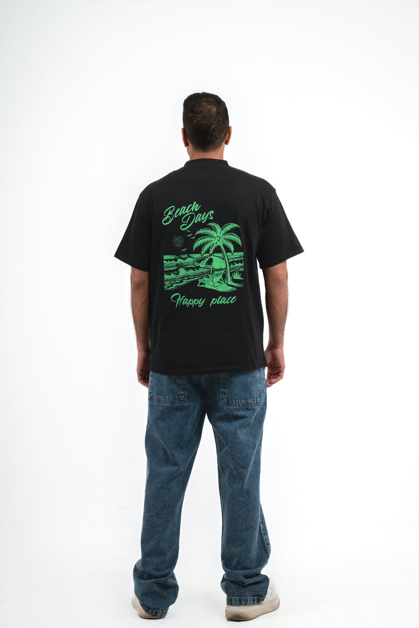 Beach Days T-shirt - Black
