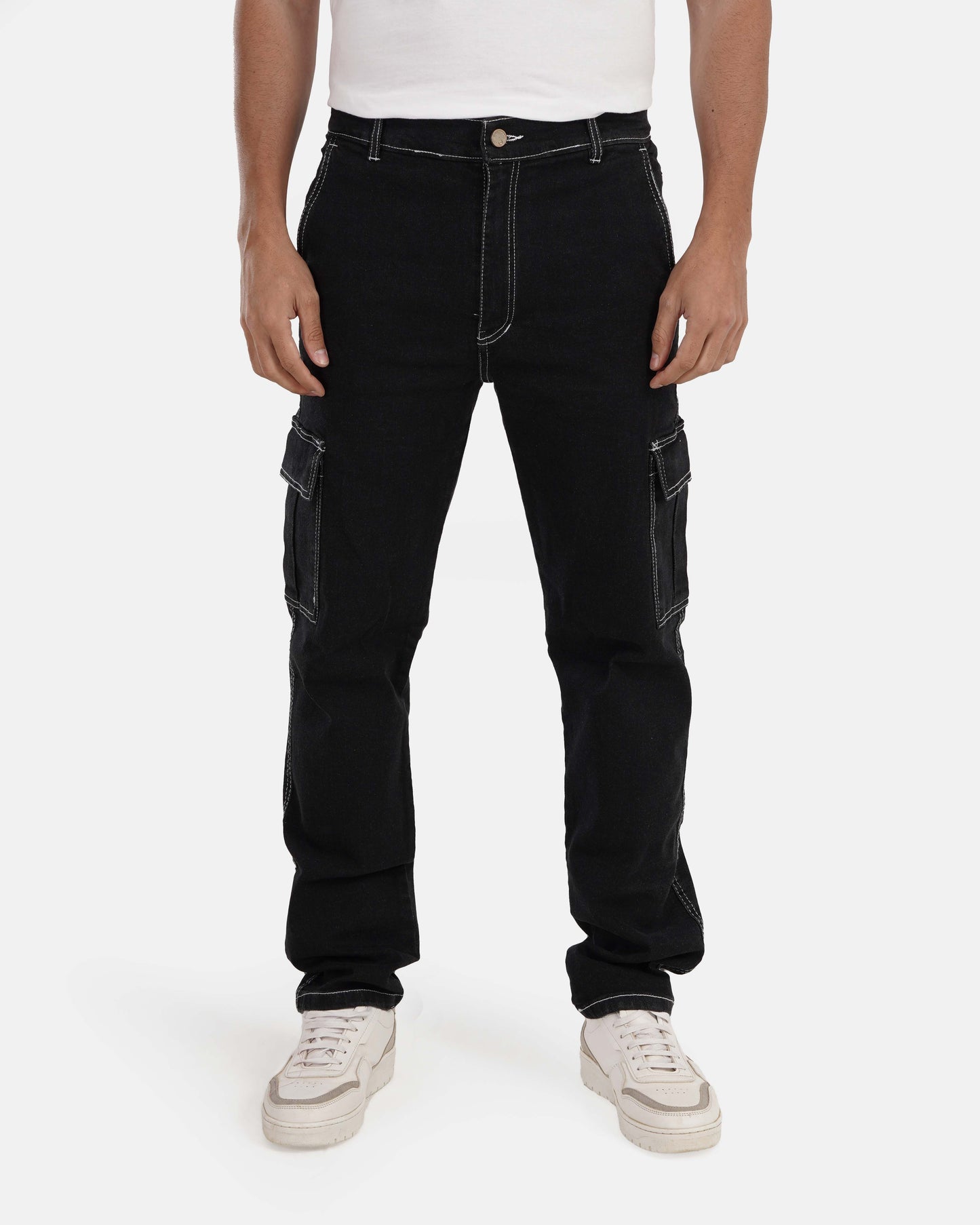 Relaxed Fit Cargo Jeans - Black