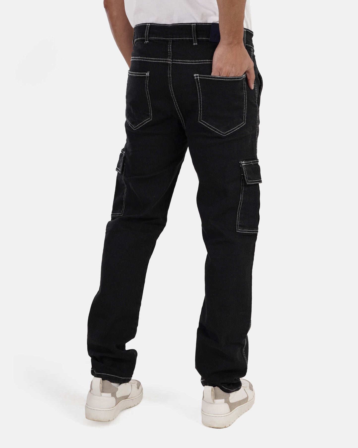 Relaxed Fit Cargo Jeans - Black